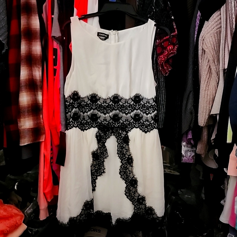 NEW LG Bebe Dress